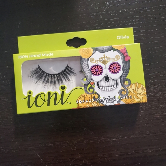 LOT OF 12 False Eyelashes- NIB - Picture 8 of 13